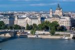 Floating Docks Close to Széchenyi Chain Bridge; Fieldvisit 3 August 2024 - by Ruben Matahelumual